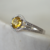 Maison Laudate - Bague de Fiançailles Saphir Jaune, Diamant - Isabeau